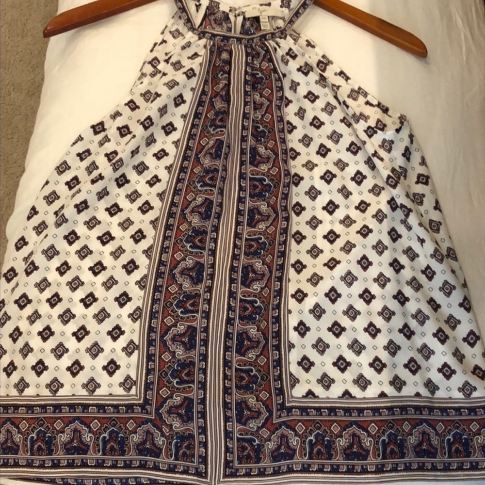 Joie Bradie Top Paisley print. Size XXS.  Worn once.  No flaws 100% Silk - Picture 4 of 7